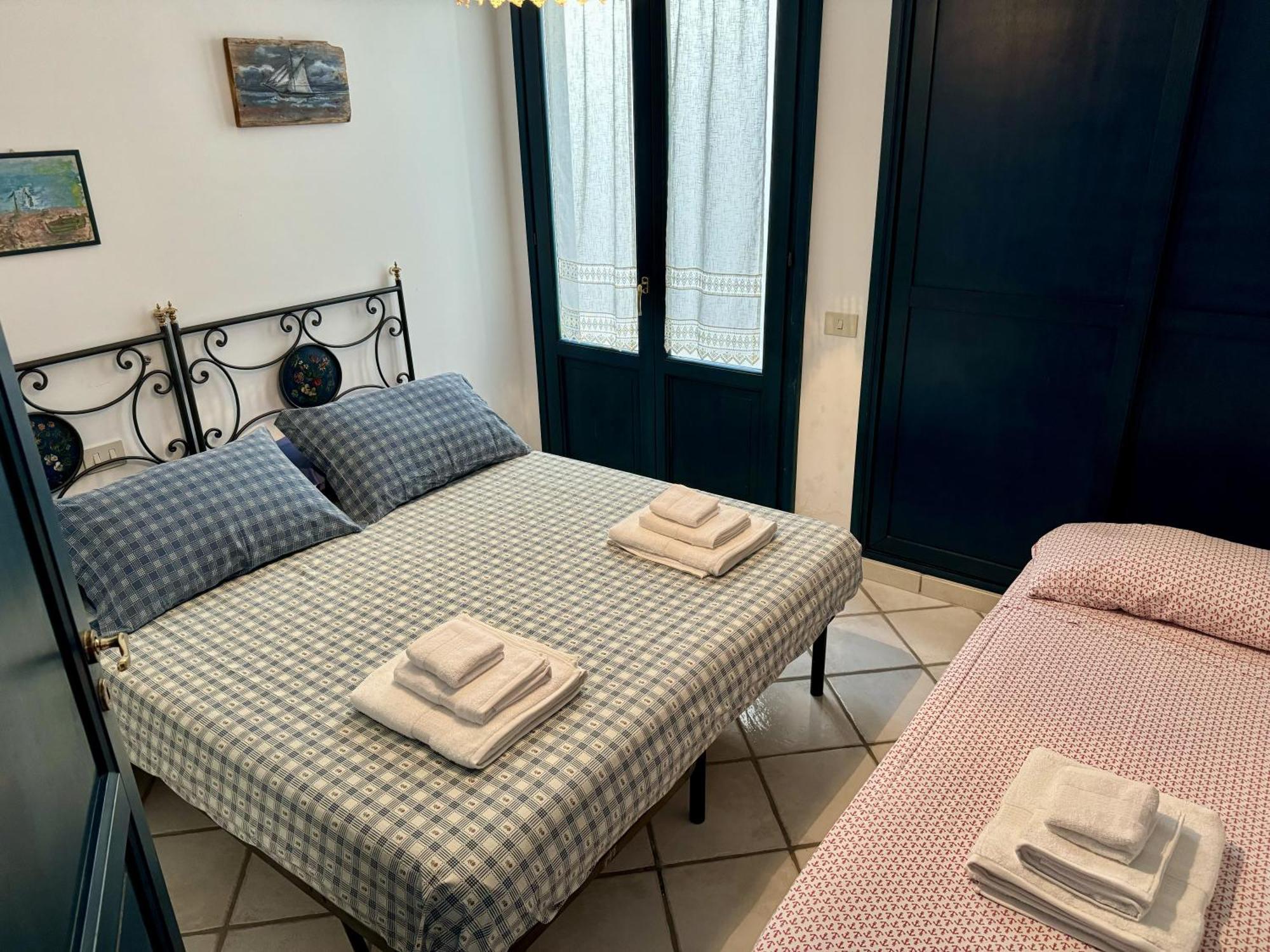Villa 'A Pisa Липари Экстерьер фото